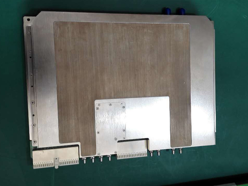 1-18GHz宽带前端模块